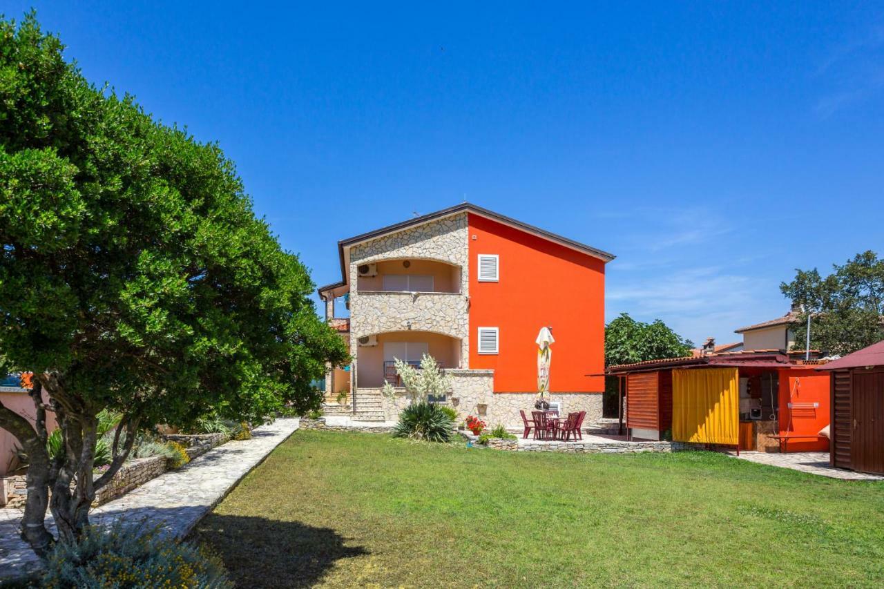 Villa Orange II Medulin Exterior photo