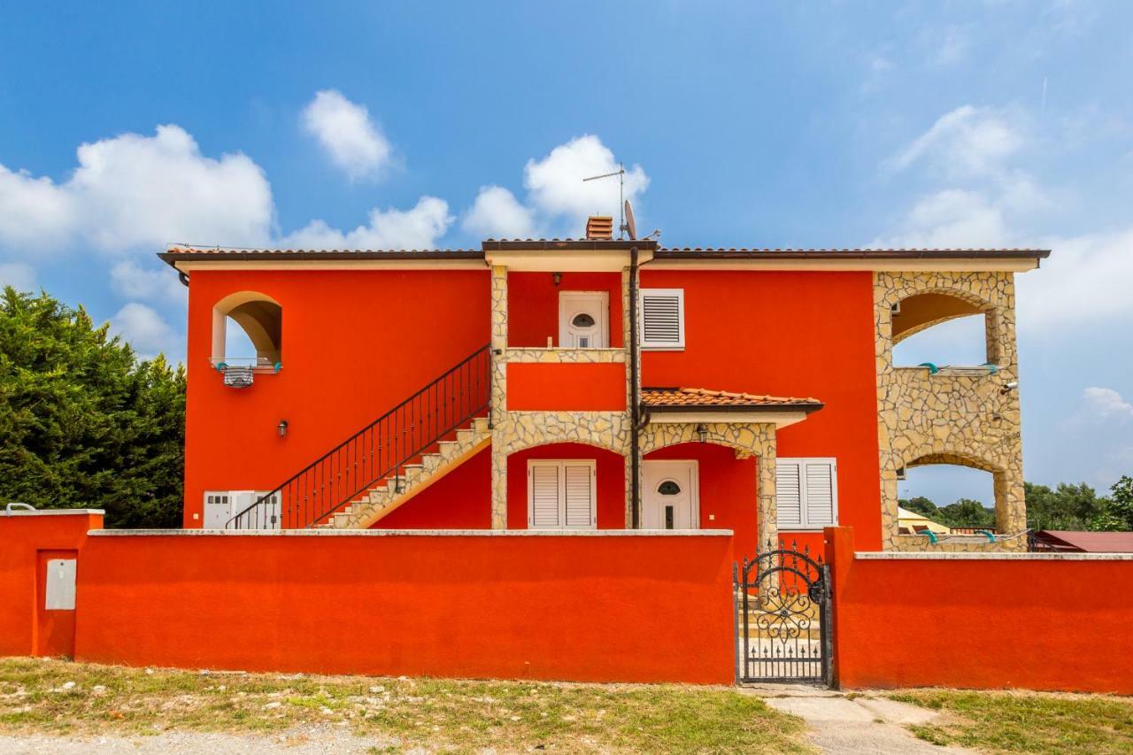 Villa Orange II Medulin Exterior photo